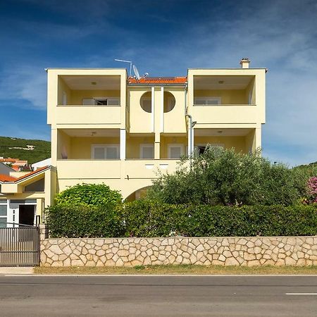 Apartmani Vrtlici Zdenka Stara Novalja Exteriör bild